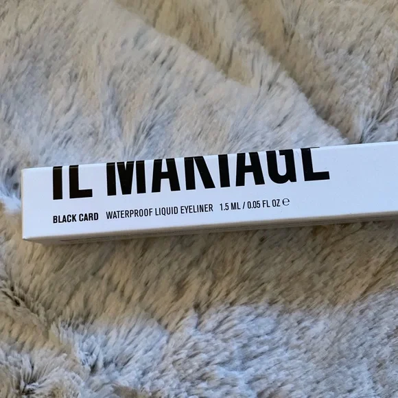 Il Makiage Eyeliner - Picture 2 of 2